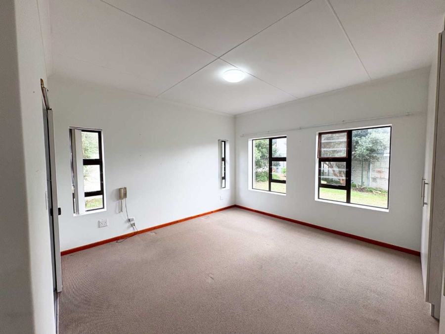 2 Bedroom Property for Sale in Stilbaai Wes Western Cape